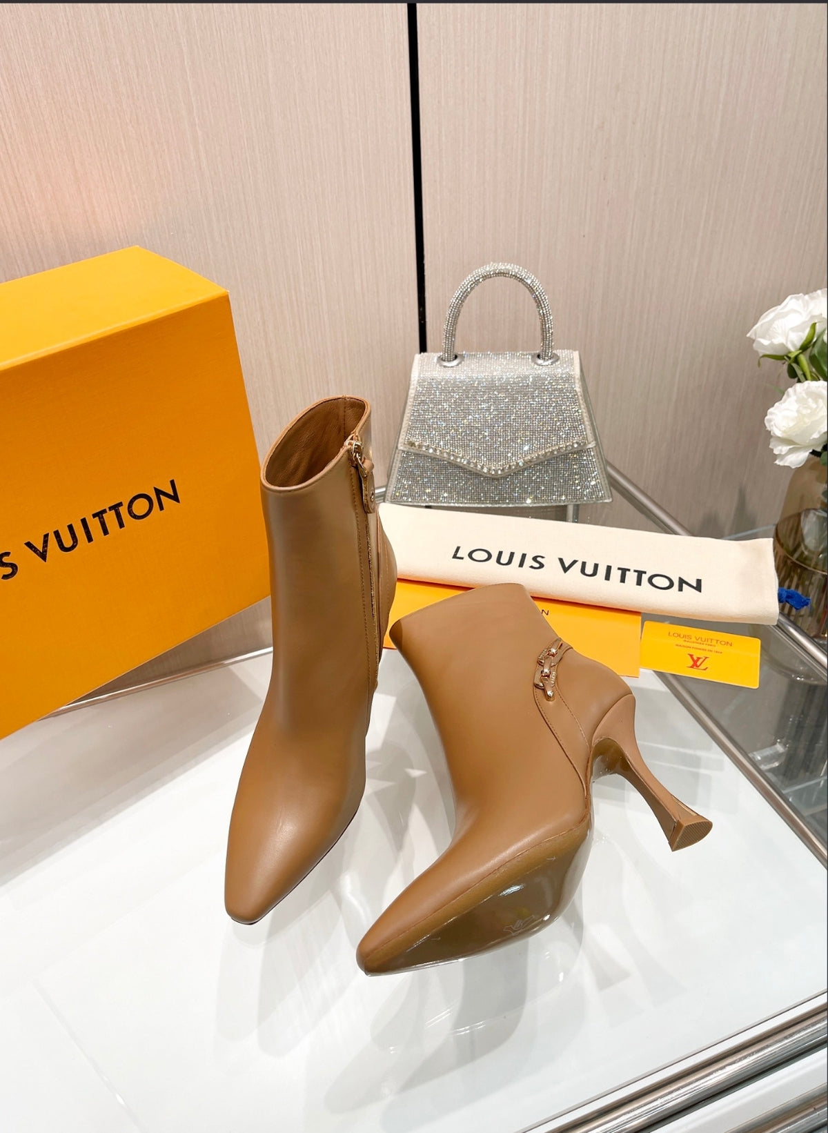 LOUIS VUITTON POINTED-TOE ANKLE BOOTS – COGNAC BROWN